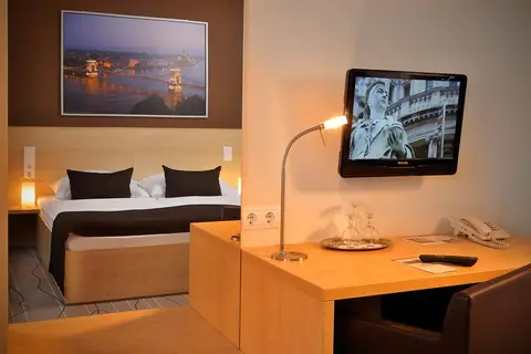 Promenade City Hotel in Boedapest