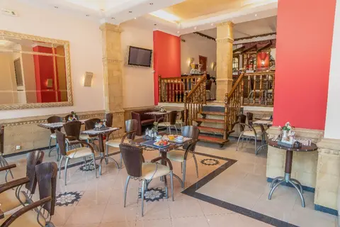 Argo Hotel Piraeus in Piraeus — foto 19
