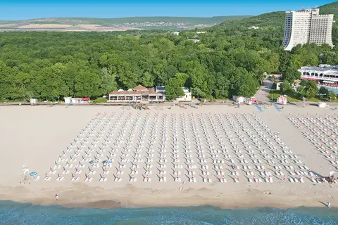Ralitsa Aqua Club in DoubleTree by Hilton Hotel Varna Golden Sands, foto 16