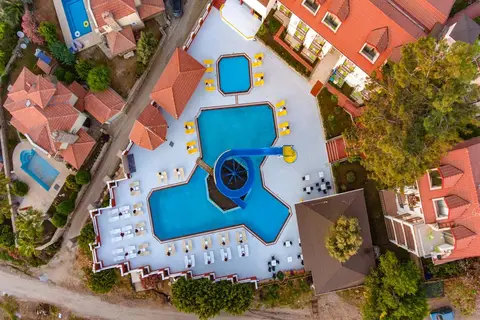 Sunshine Holiday Resort in Bergama, foto 20