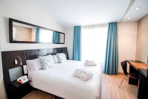 Petit Palace Plaza de la Reina foto 2