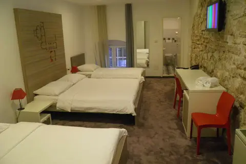 Hotel Slavija in Split — foto 28