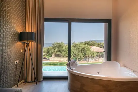 Elegance Luxury Executive Suites in Tragaki, foto 13