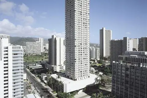Holiday Inn Express Waikiki in Honolulu