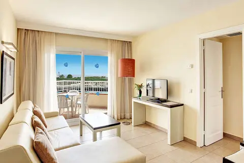Grupotel Tamariscos in Cala'n Bosch — foto 4