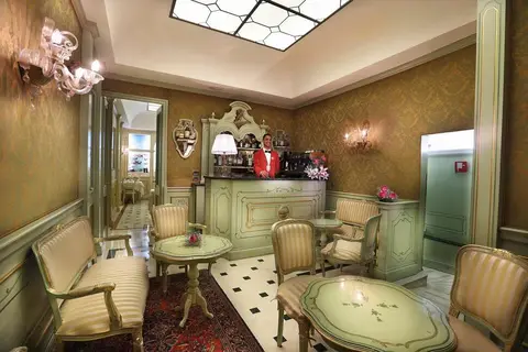 Hotel Colombina in Venetië — foto 15