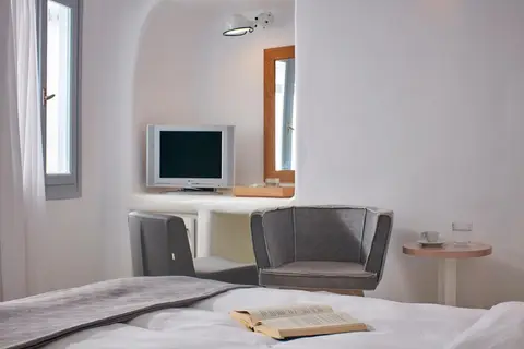 Cliff Side Suites in Δημοτική Ενότητα Θήρας — foto 12