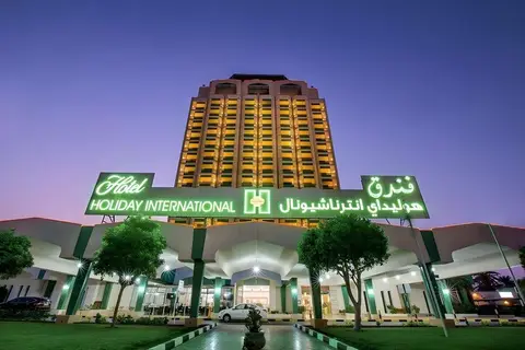 Holiday International Hotel Sharjah in Sharjah — foto 18