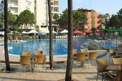 Hotel Dolce Vita in Durres — foto 21