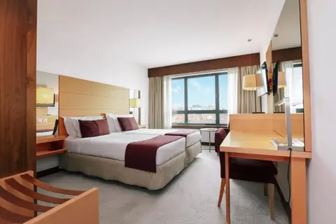 Hotel Acores Lisboa in Almada — foto 21