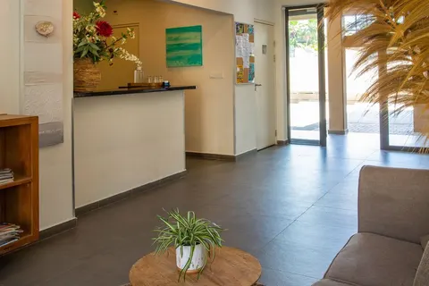 Fly & Go The Kontiki Beach House foto 31