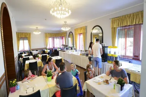 Hotel Bella Peschiera in Peschiera del Garda — foto 14