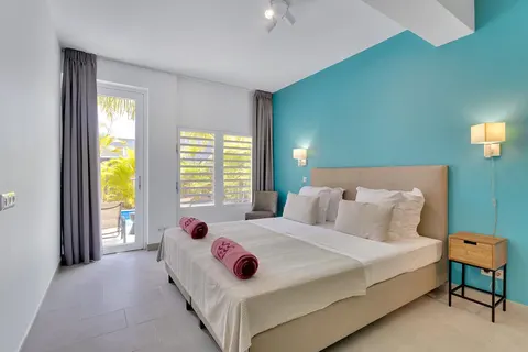 Delfins Beach Resort Bonaire Tapestry by Hilton foto 2