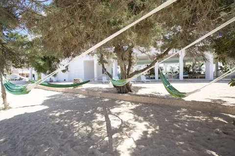 Endlss Beach & Disco Hotel Ibiza in Cala de Bou — foto 11