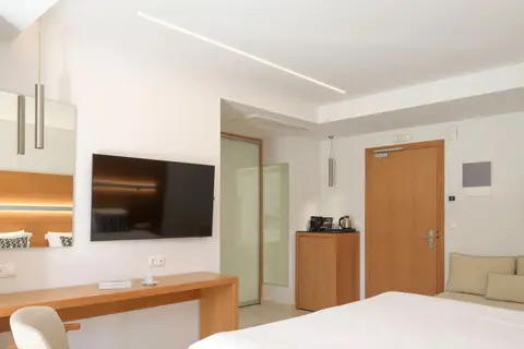 High Beach Resort in Δημοτική Ενότητα Μαλίων — foto 4