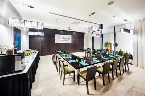 Hotel Occidental Praha Five in Praag — foto 16