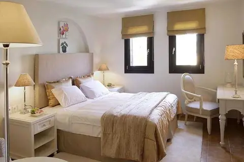 Aegean Suites in Καλύβια — foto 2