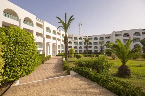 El Mouradi Skanès in Monastir — foto 12