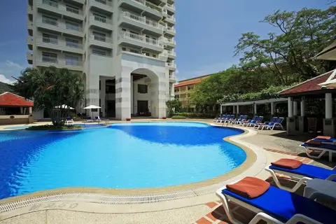 Waterfront Suites Phuket by Centara in ตำบลกะรน — foto 19