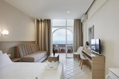 Europa Resort Hotel in Panormos — foto 19