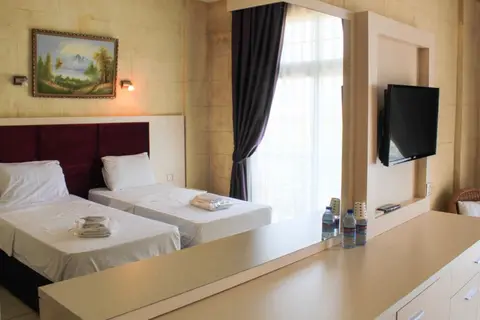 Courtyard Long Beach Holiday Resort in Trikomo — foto 7