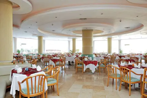 The Three Corners Sunny Beach Resort in الاحياء — foto 6