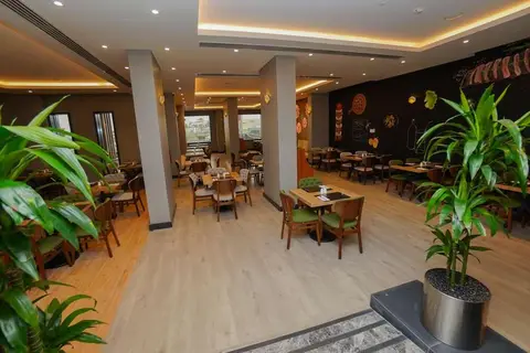 The Grand Lux Hotel in Doha — foto 8