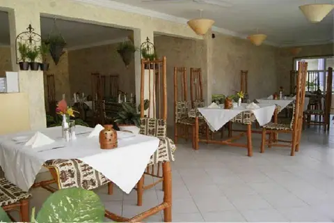 Bamboo Garden Hotel in Kanifing, foto 30