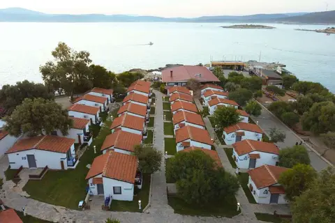 Maya Bistro Hotel Beach in Seferihisar — foto 2