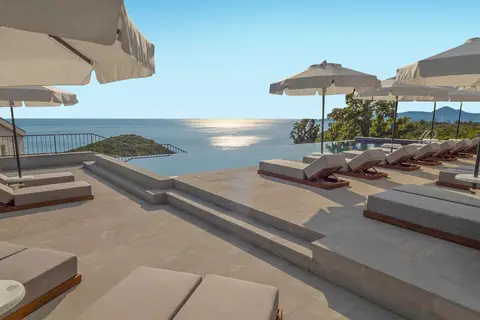 Vivid Blue Serenity Resort in Budva — foto 17