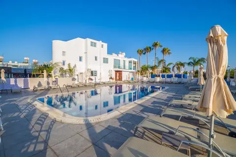Protaras Plaza Hotel in Παραλίμνι — foto 10