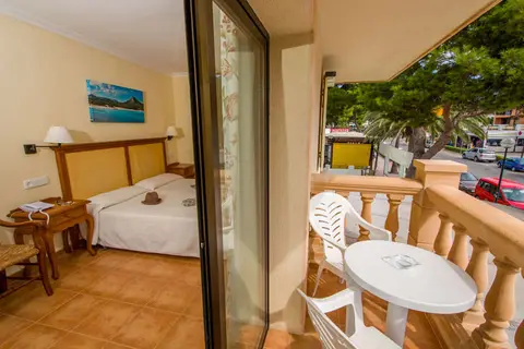 Bell Port Hotel in Cala Agulla, foto 23