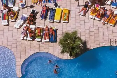 Aparthotel BCL Levante Beach in Benidorm — foto 5
