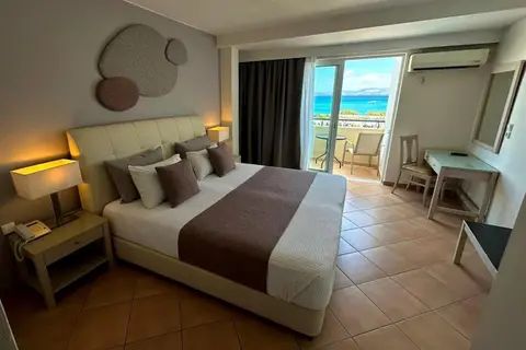Faedra Beach Resort in Radisson Blu Luxury Milatos Beach Resort, foto 5