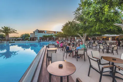 Sandy Beach Hotel in Μαρμάρι — foto 2