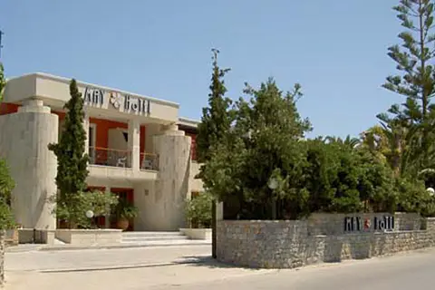 May Beach Hotel in Rethimnon — foto 12