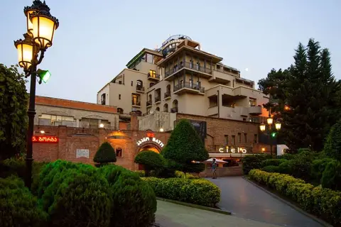 Tiflis Palace in Tbilisi — foto 10