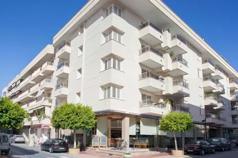 Duquesa Playa in Santa Eulària des Riu — foto 10
