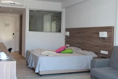Fedrania Hotel in Ayia Napa — foto 9