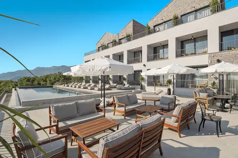 Vivid Blue Serenity Resort in Budva — foto 4