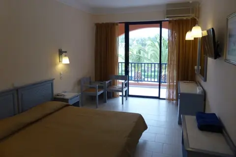 Mare Monte Beach Hotel in Georgioupolis — foto 24