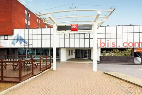 Ibis Styles London Heathrow in Londen — foto 2