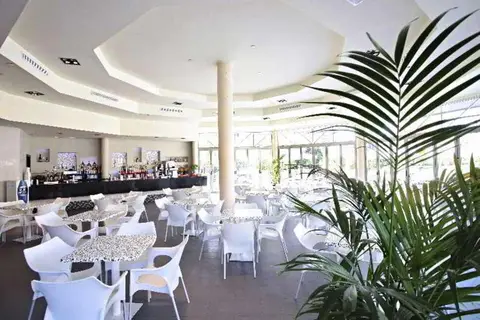 Sandos Monaco Beach Hotel & Spa in Benidorm — foto 9