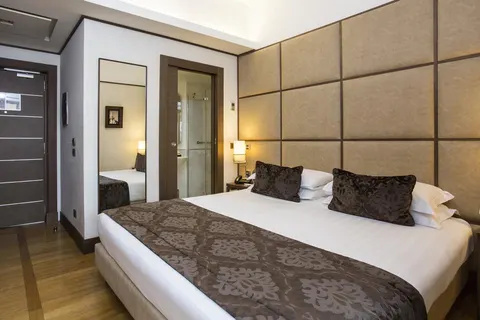 The Independent Hotel foto 2