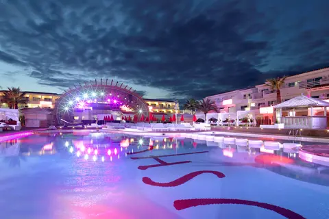 Ushuaïa Ibiza Beach Hotel - adults only in Sant Jordi de ses Salines — foto 19