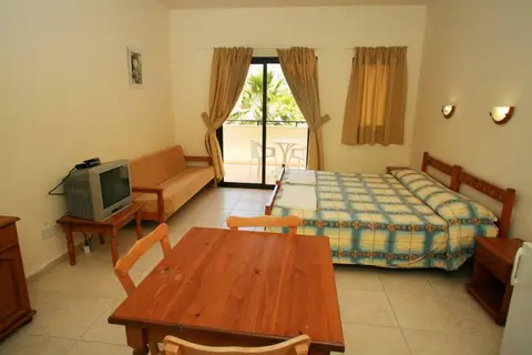 New York Plaza Hotel Apartments in Paphos — foto 14