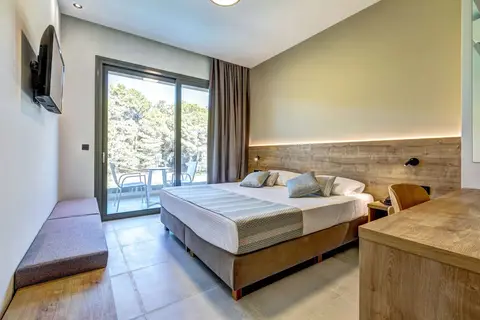 White Olive Elite Laganas in Laganas Municipal Unit — foto 3