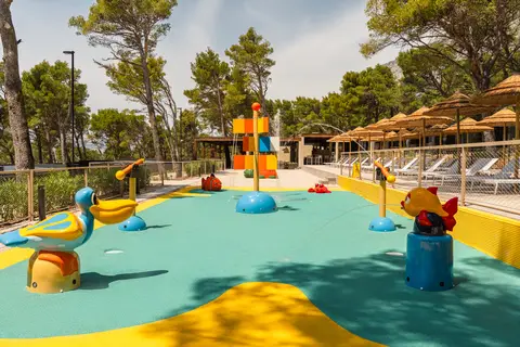 Pinadria Camping Resort in Baška Voda — foto 7