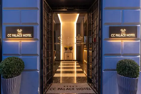 CC Palace Hotel Roma in Rome — foto 2