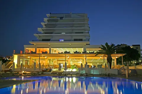 Vrissiana Beach Hotel in Παραλίμνι — foto 3